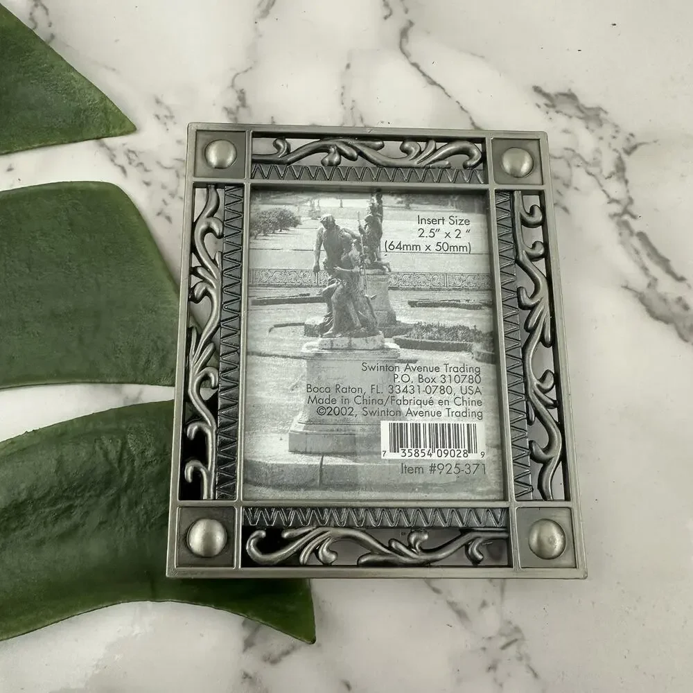 Vintage Y2k Silver Tone Floral Scroll Metal Picture Frame Mini Cottagecore